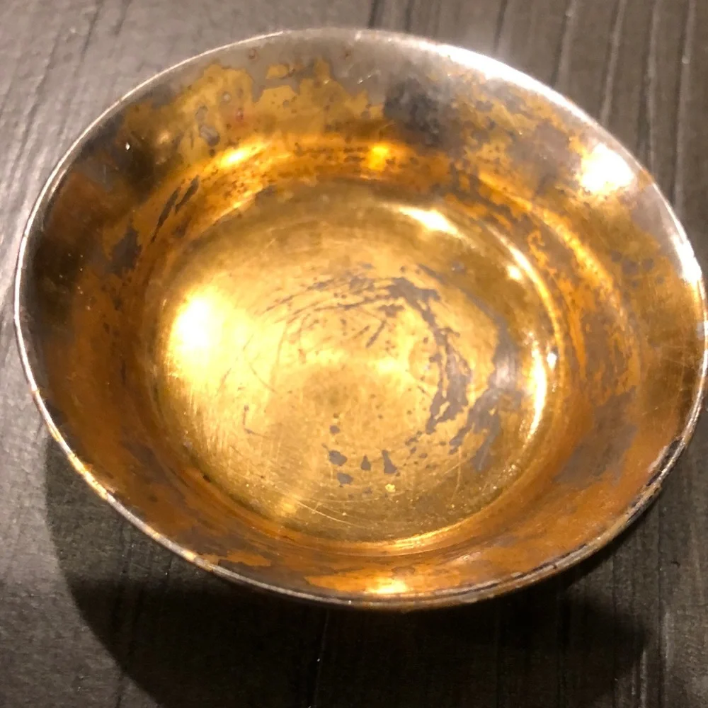 Gold Color Container - Picture 2 of 11
